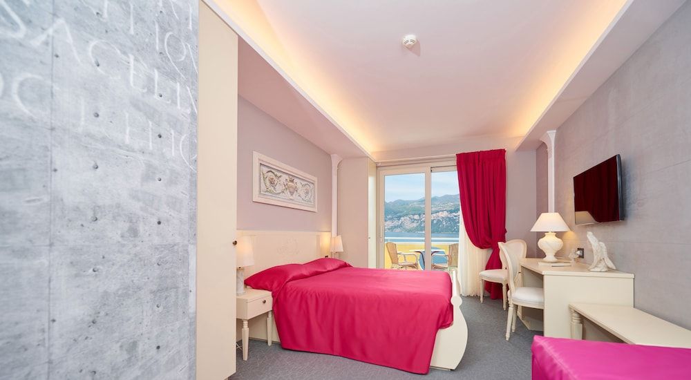 Junior Suite, Balcony, Lake View (Italian Prestige, 3 people)