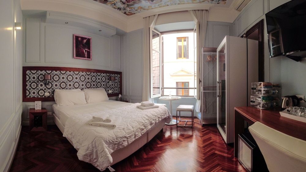 undefined Navona Central Suites 3
