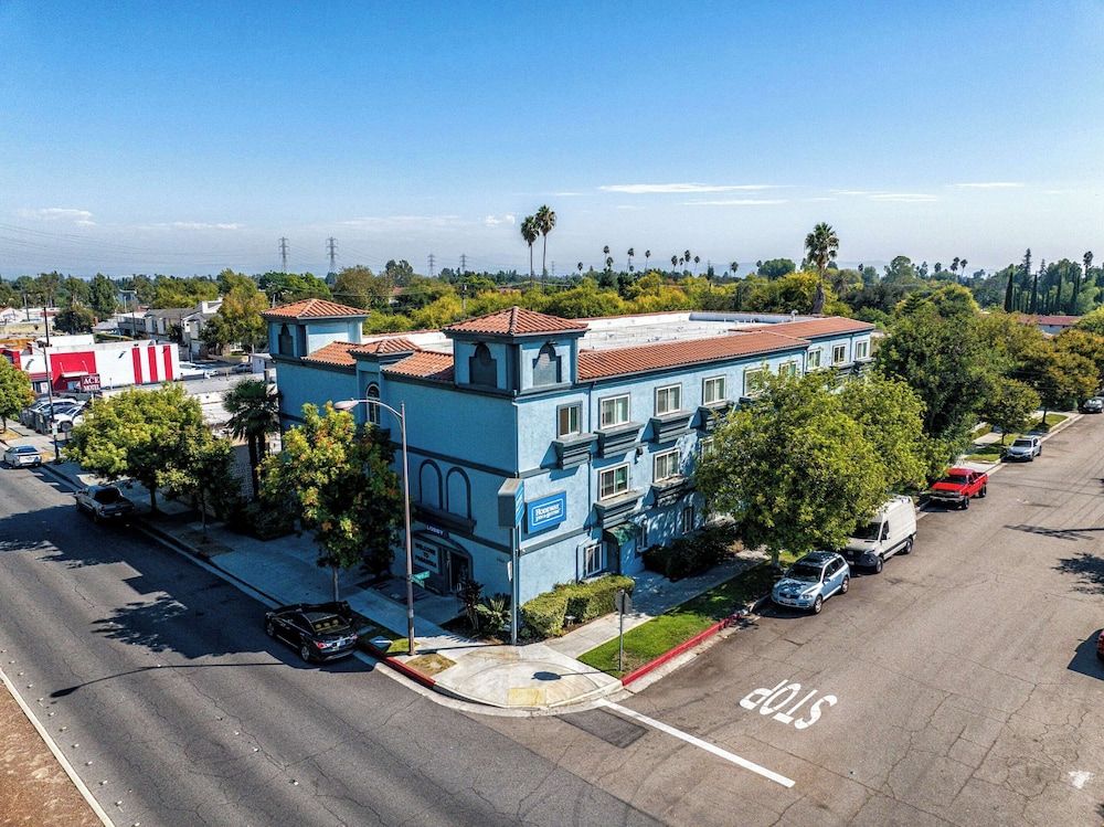 Rodeway Inn & Suites Pasadena