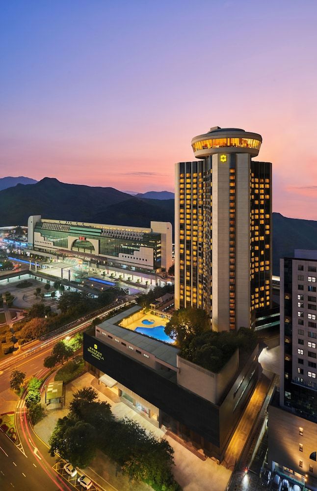 undefined Shangri-La Shenzhen