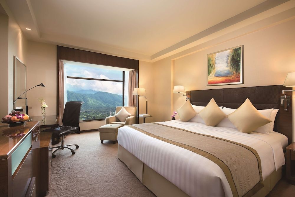 undefined Shangri-La Shenzhen 10