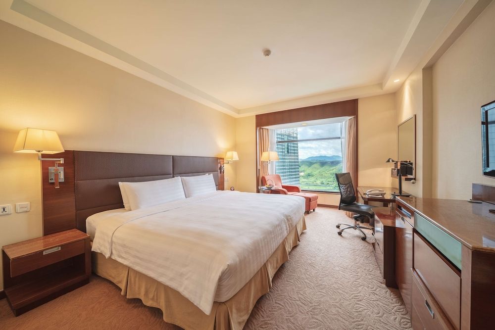 undefined Shangri-La Shenzhen 9