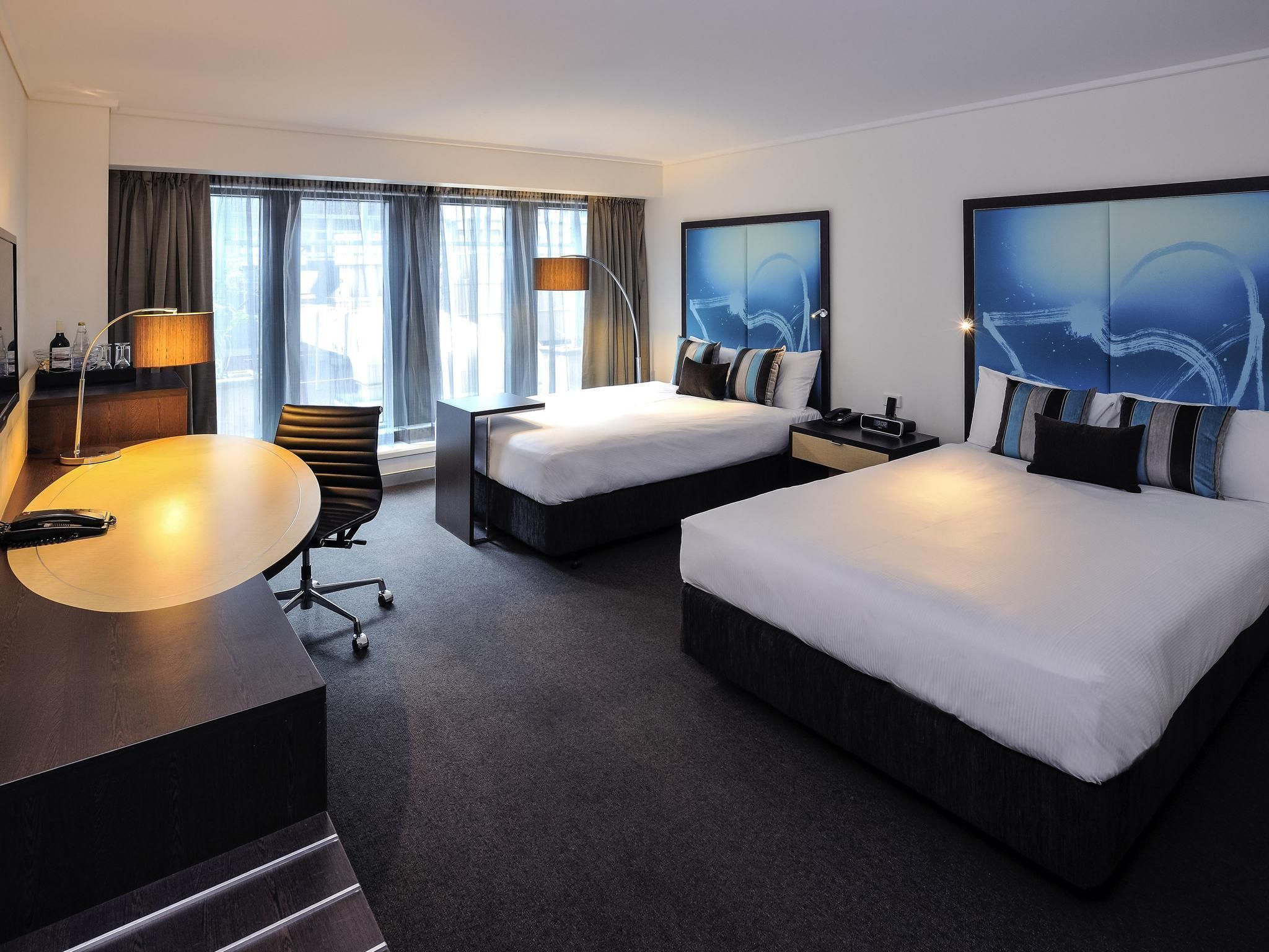 undefined Novotel Melbourne on Collins 8