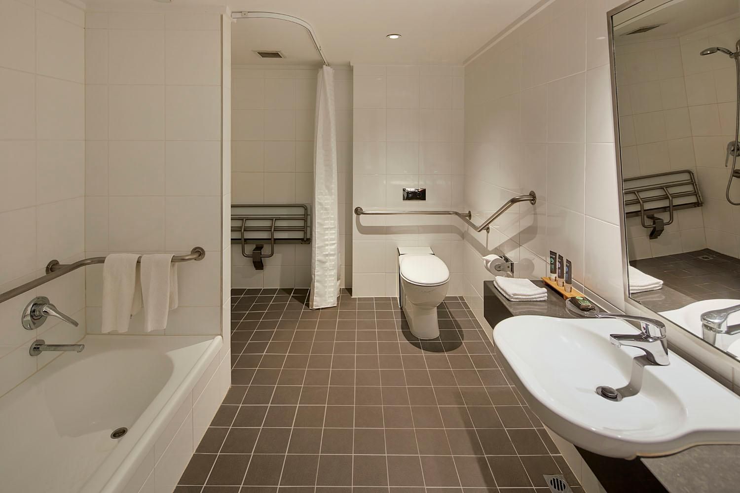Novotel Melbourne on Collins Accessible Room 1 King Bed 3