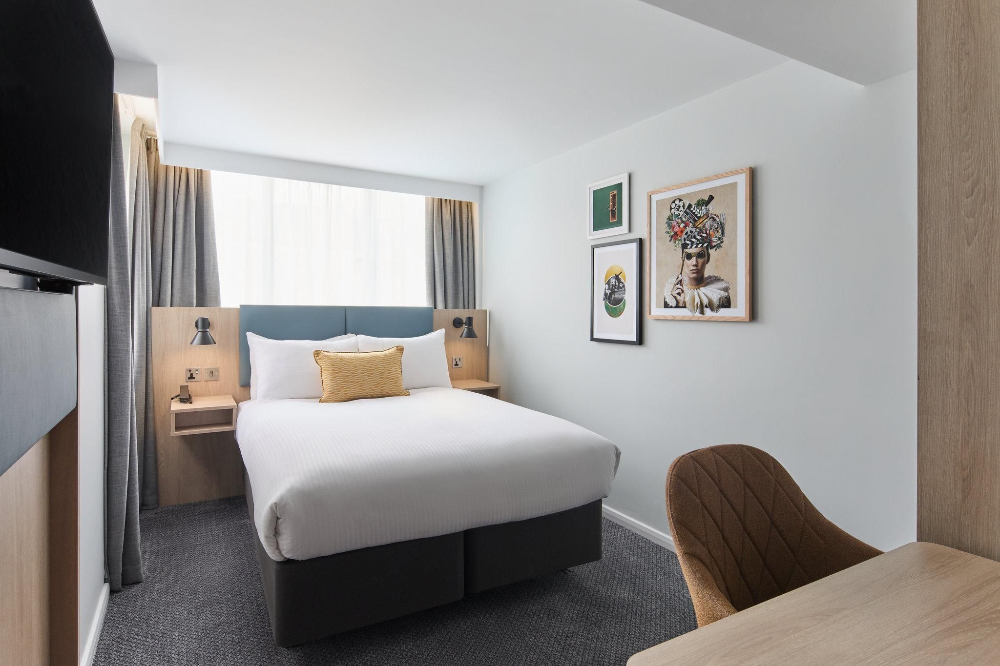 Holiday Inn London-Bloomsbury Hotel by IHG 1 Double Bed Standard 2