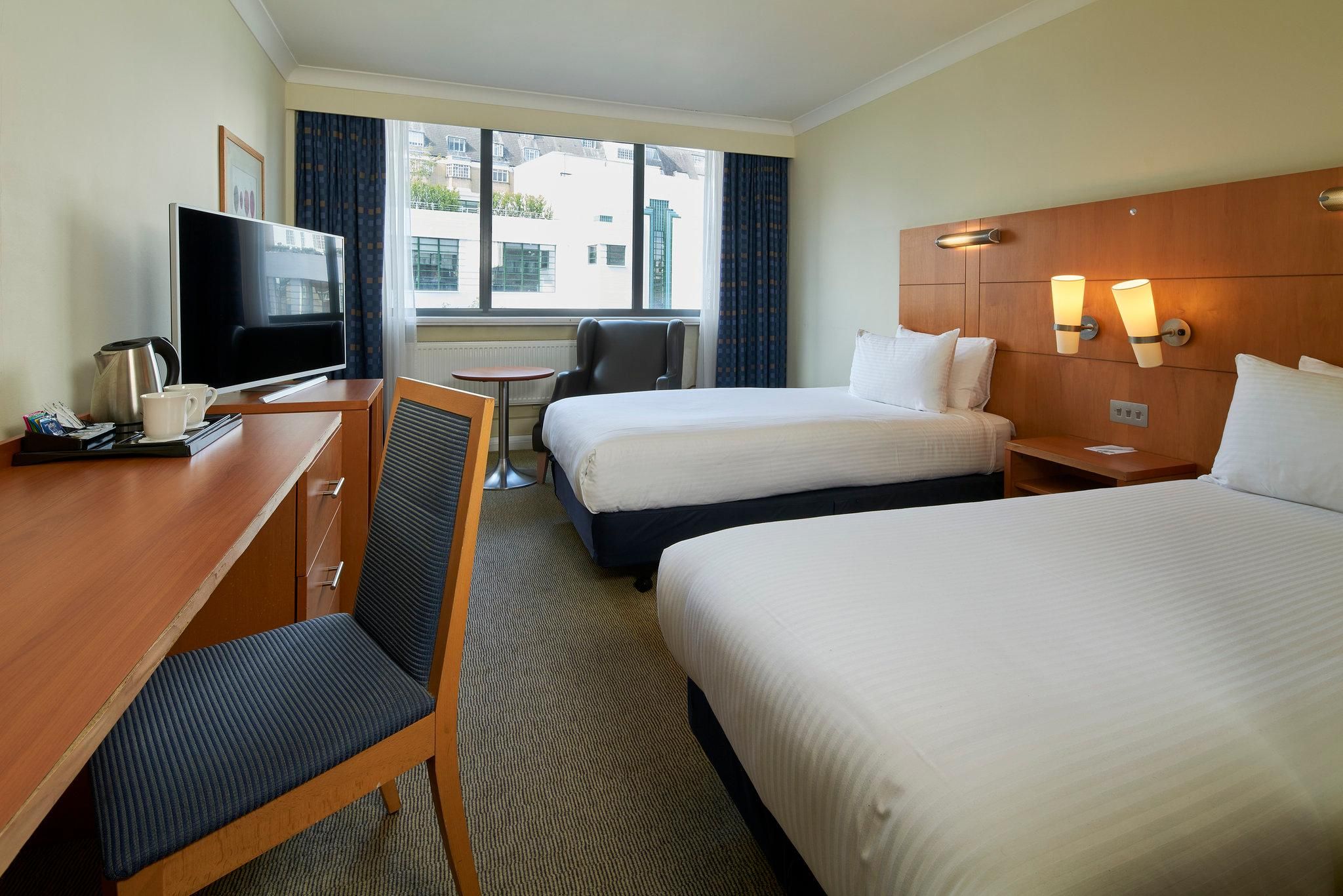2 Single Beds Standard