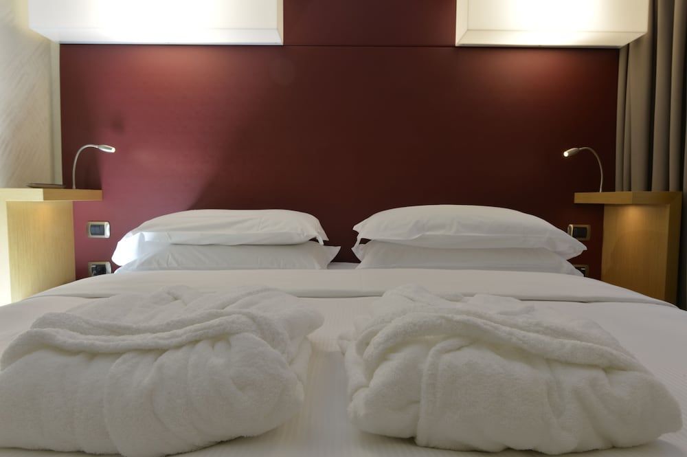 Best Western Hotel Armando Junior Suite, 1 King Bed (Living Room) 2