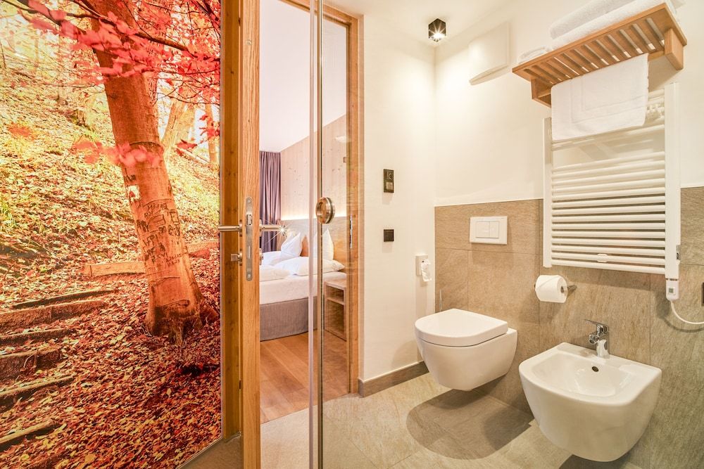 Mountain Design Hotel Eden Selva Premium Double Room 6