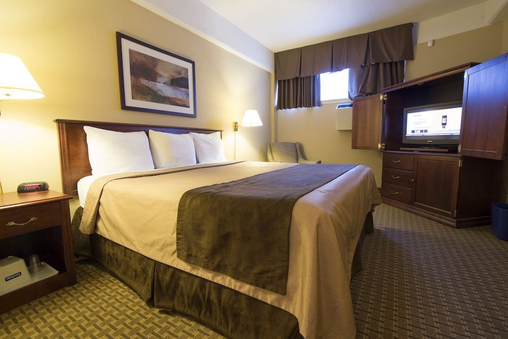 Standard Room, 1 King Bed