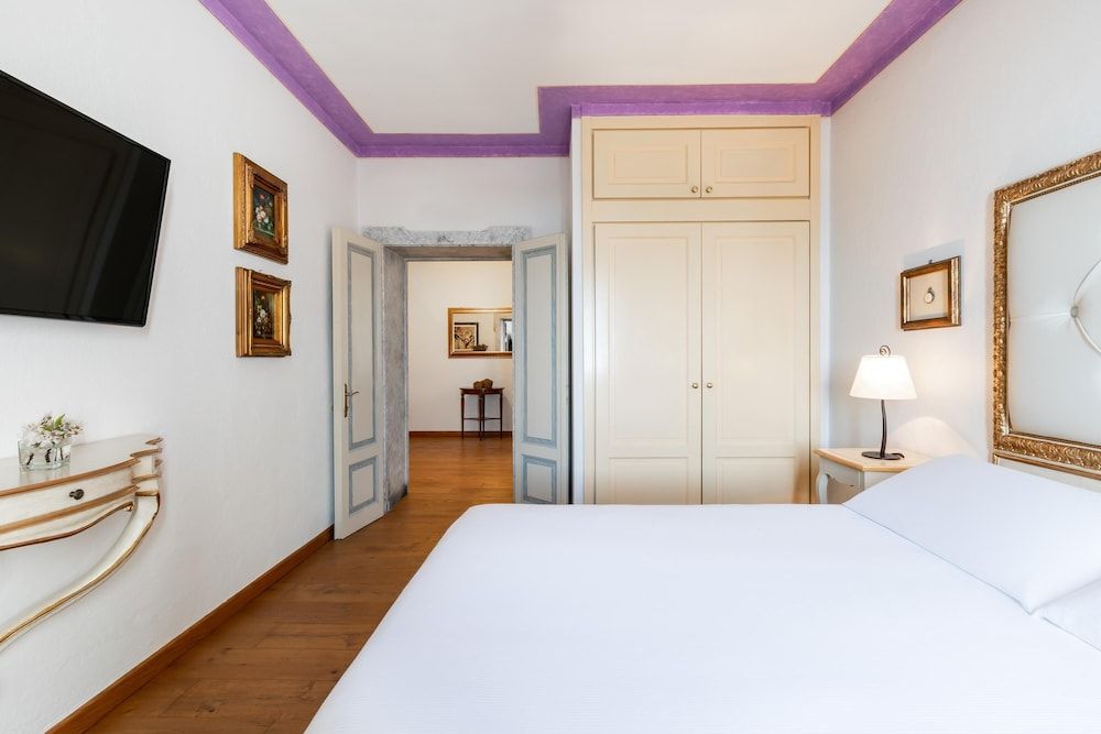 Boutique Hotel Villa Sostaga Suite Dependance Lake View 7