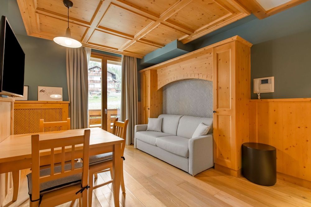 Radisson Residences Savoia Palace Cortina d’Ampezzo Studio, 1 Bedroom 8