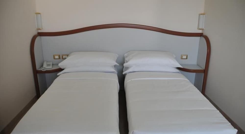 Deluxe Double Room, Balcony, City View