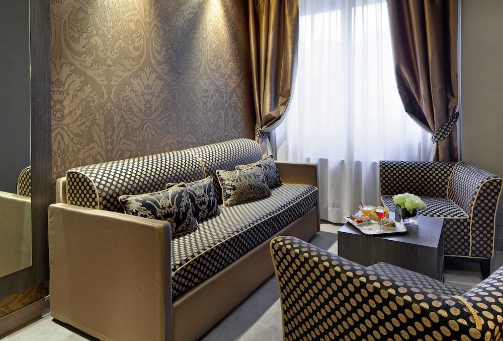 undefined Hotel Mozart 3