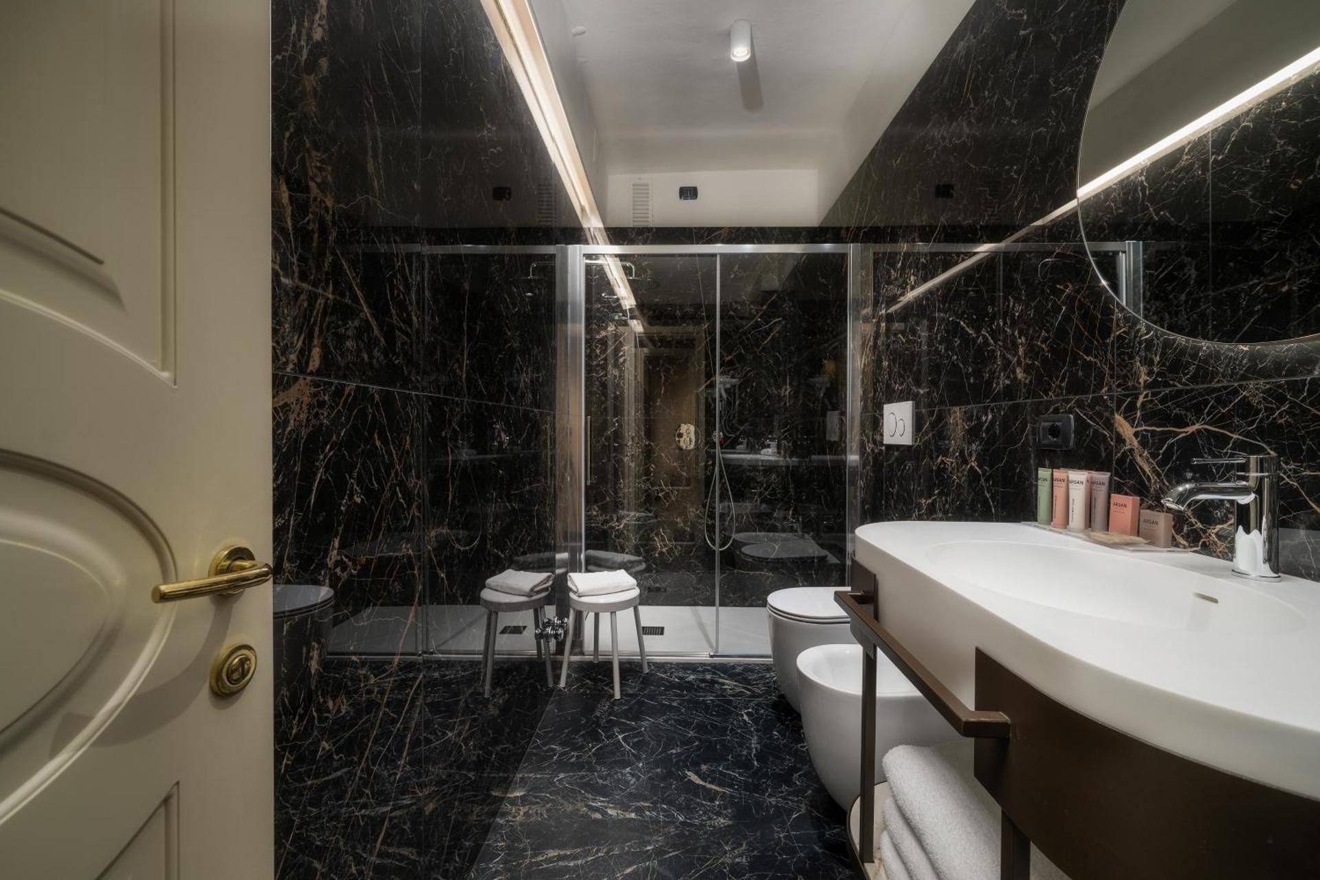 undefined Hotel Mozart 6