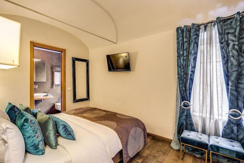 Trevi Beau Boutique Hotel Standard Double Room 7