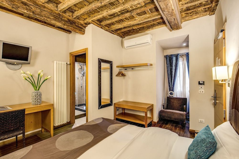 Trevi Beau Boutique Hotel Standard Double Room 6