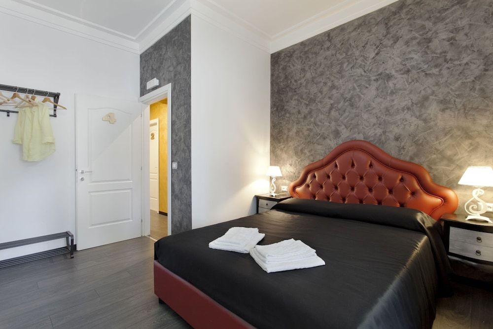 undefined Secret Rhome 6