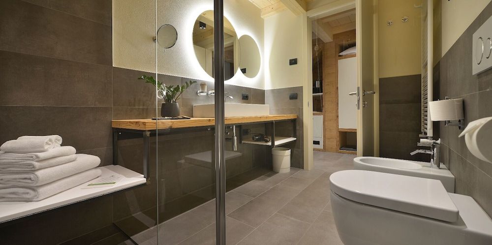 Junior Studio Suite
