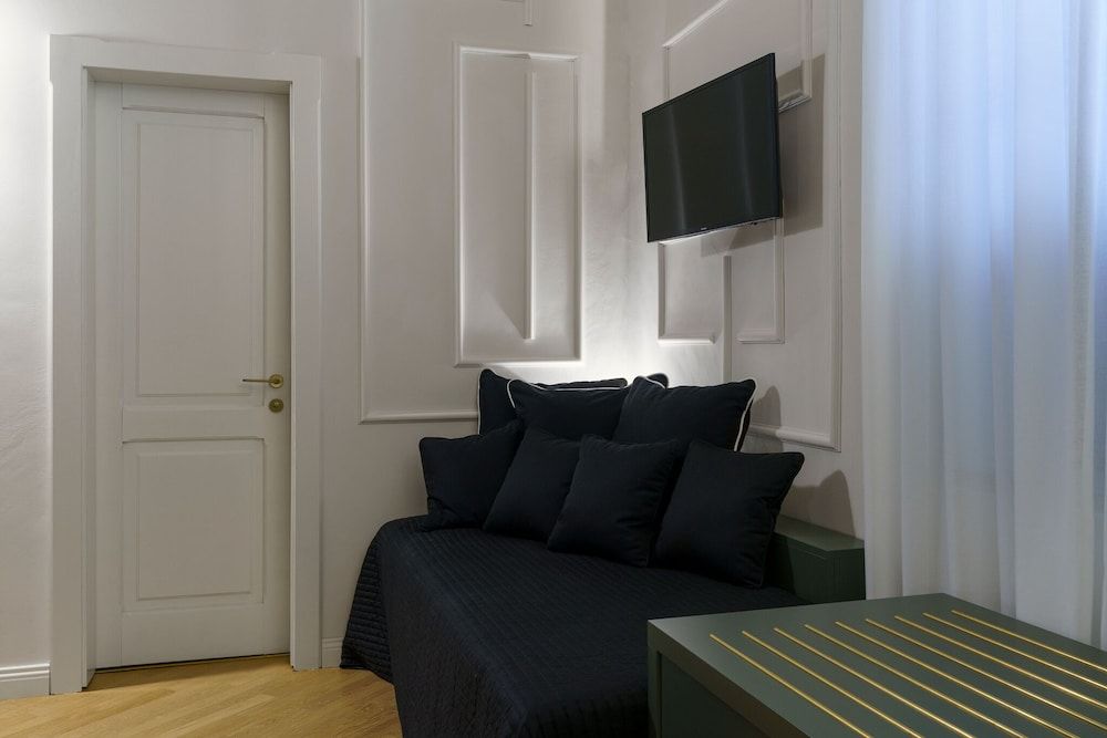 Villa Raffaello Park Hotel Superior Double or Twin Room 7