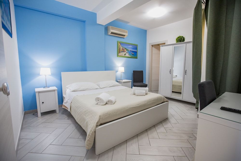Quadruple Room, Balcony, City View