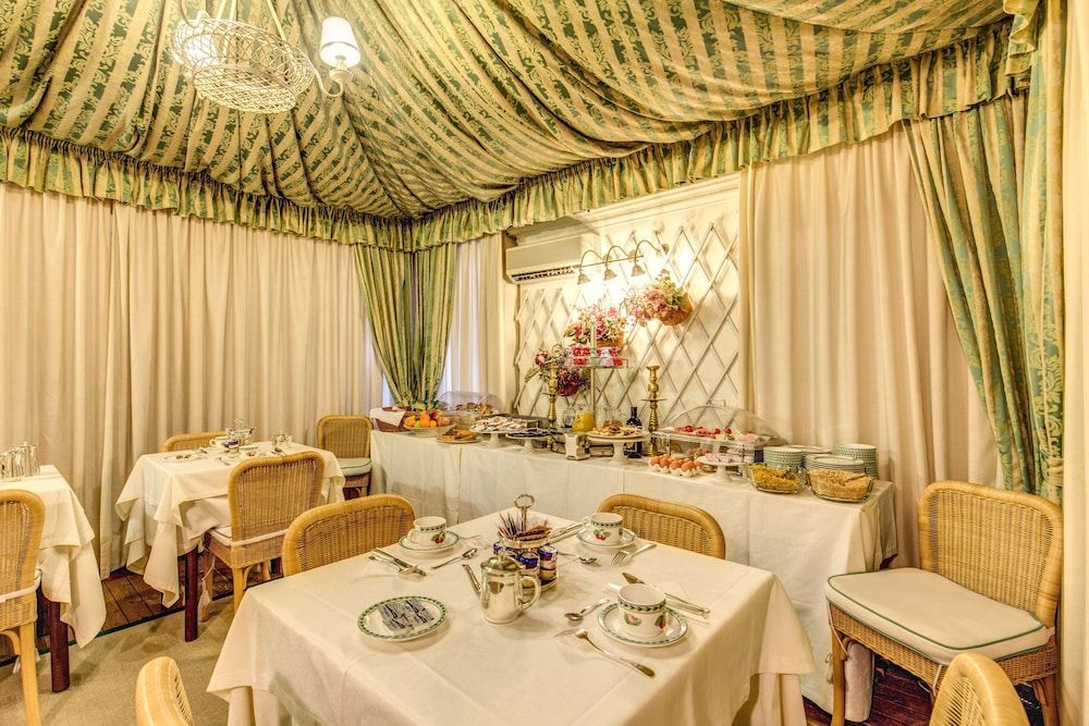 undefined Hotel Cortina 8