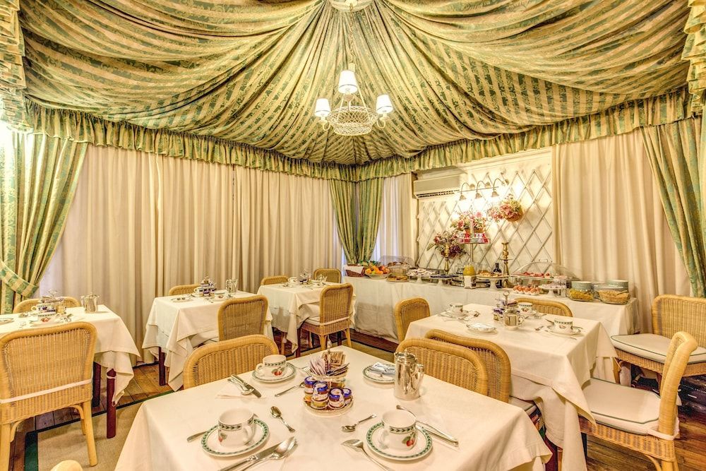 undefined Hotel Cortina 10