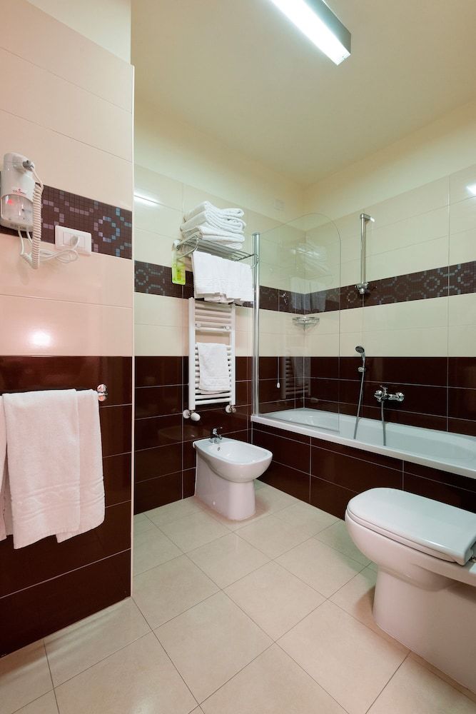 HB Aosta Hotel & Balcony SPA Family Room 5