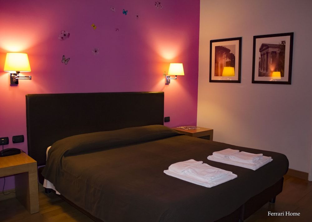 undefined Ferrari Home 2