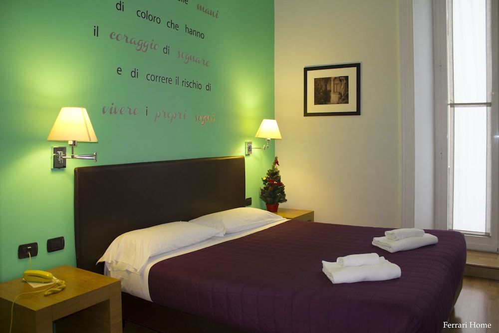 undefined Ferrari Home 5