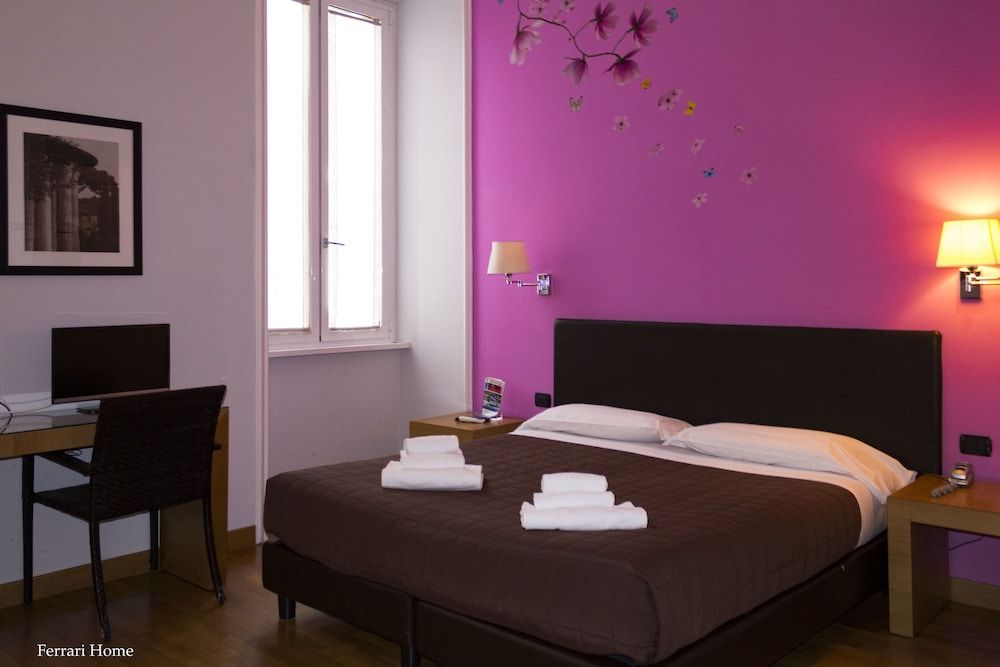 undefined Ferrari Home 8