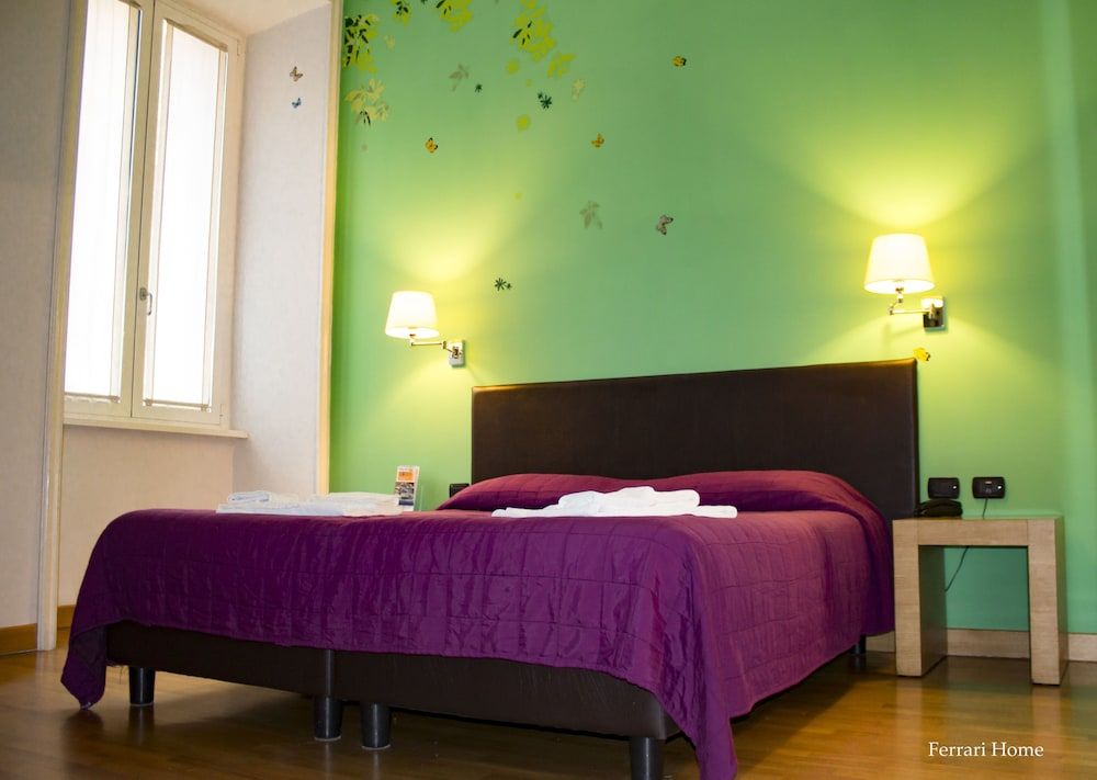 undefined Ferrari Home 4