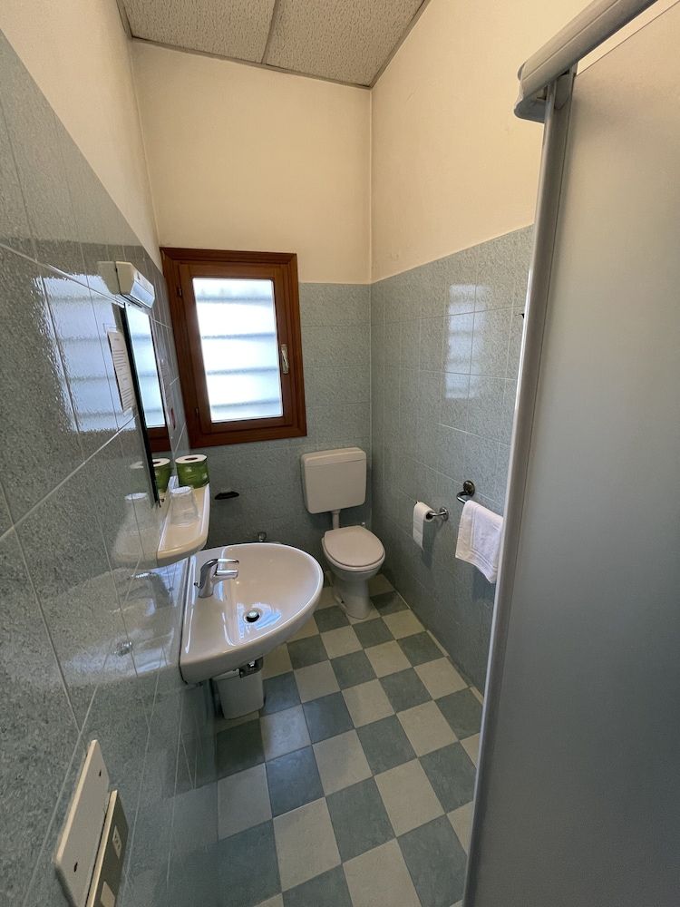 Casa Caburlotto Single Room, Ensuite 4