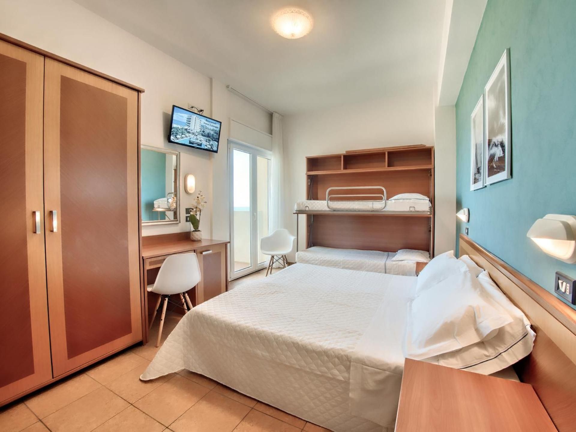Triple Room with Sea View