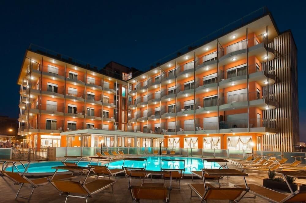 Hotel Adria Beach Club