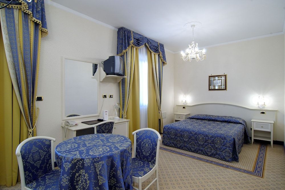 Vald Hotel Junior Suite 2