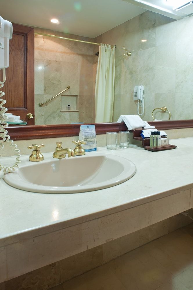 Hotel Dann Carlton Bogota Standard Twin Room 6