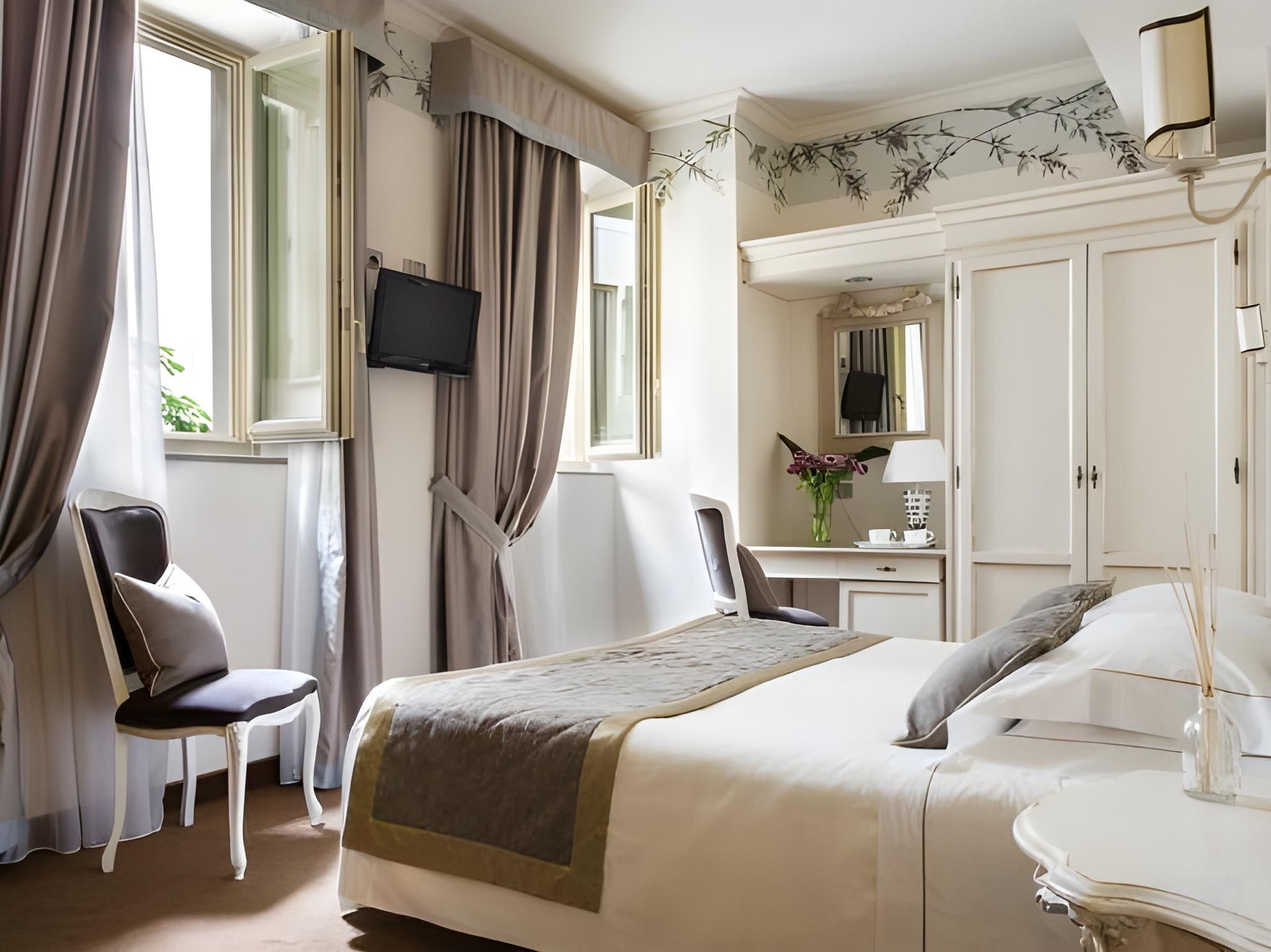 undefined Art Atelier 6