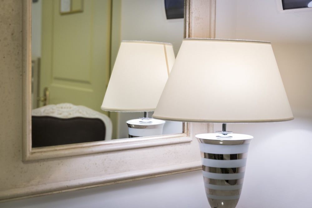 Art Atelier Economy Double Room 9