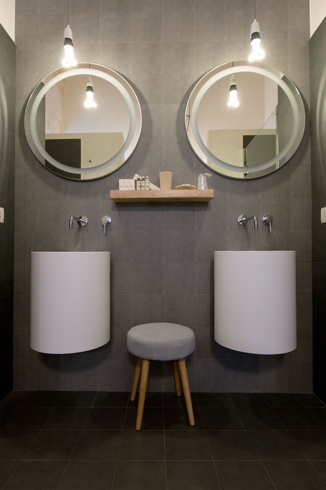 Vinilia Wine Resort Deluxe Room 6