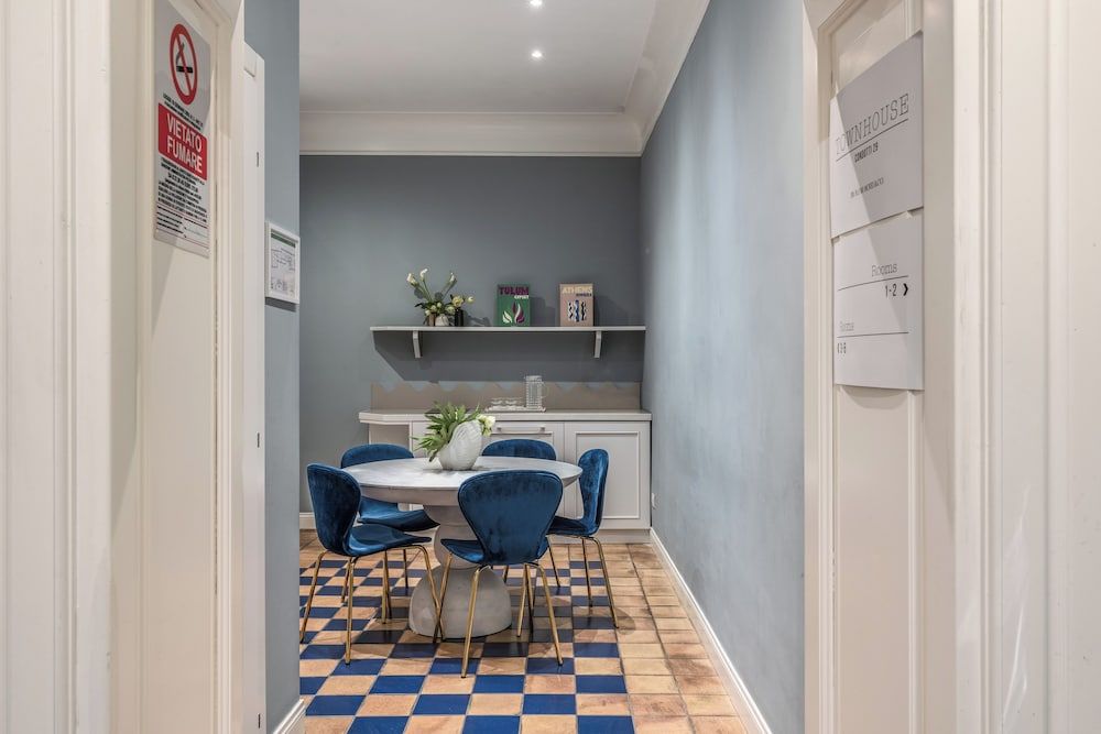 undefined Townhouse Condotti 29 10