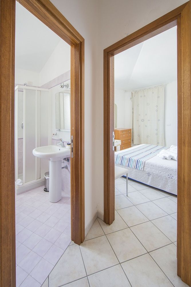 Olbia City Hotel Quadruple Room, Connecting Rooms 3