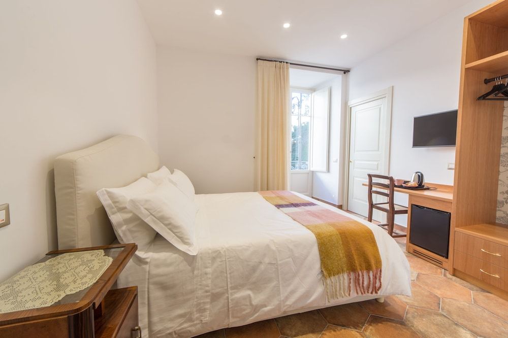 Residenza Il Campanile Superior Double Room 3