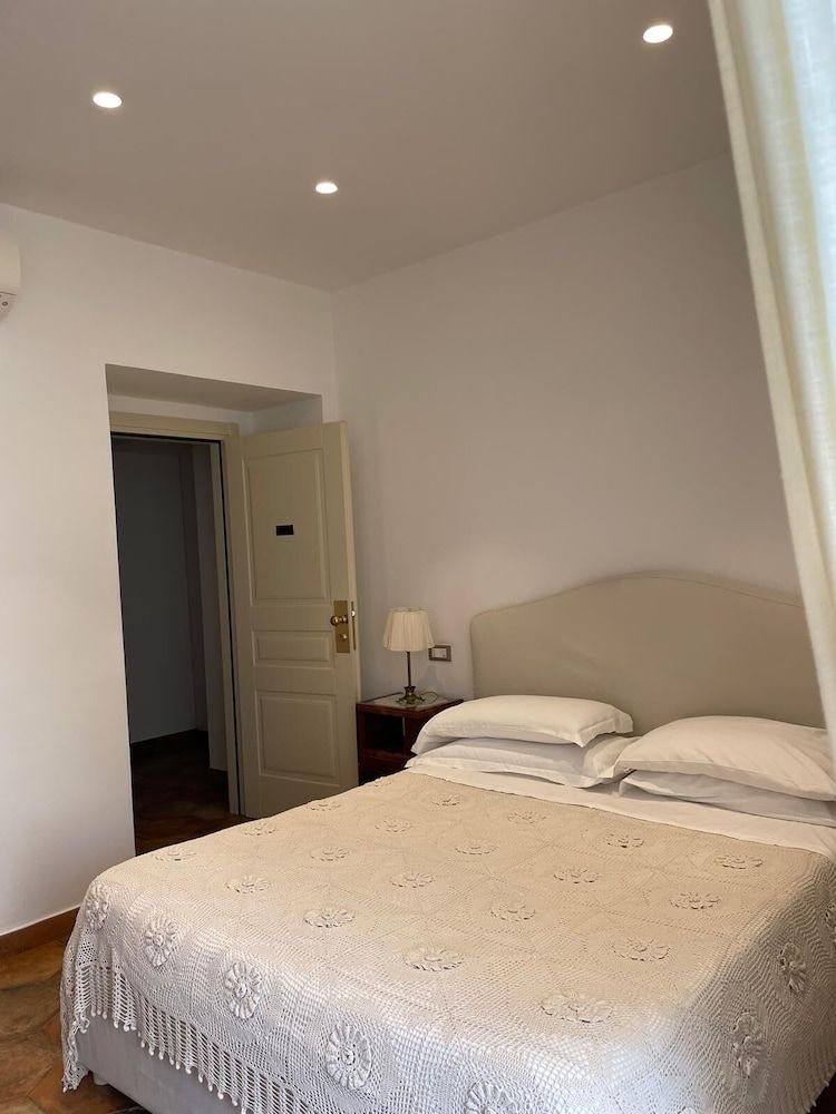 Residenza Il Campanile Superior Double Room 10