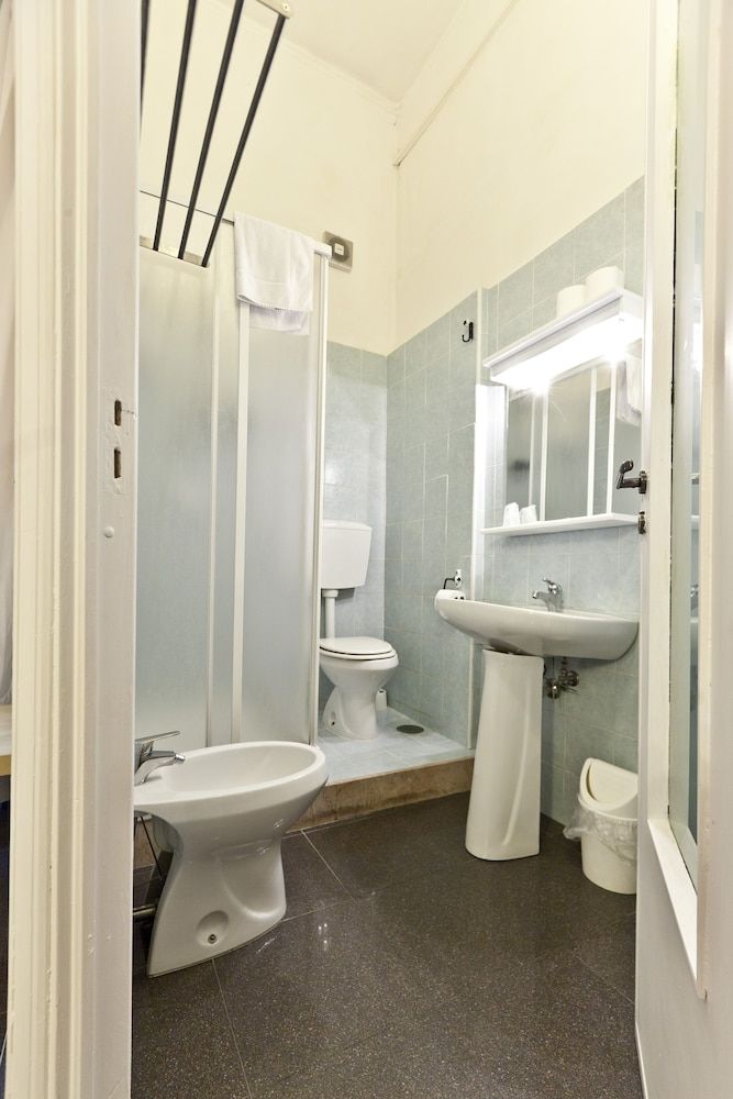 MediNaples Double or Twin Room 5