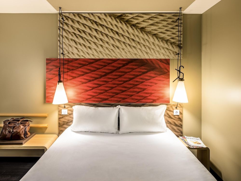 Room, Multiple Beds