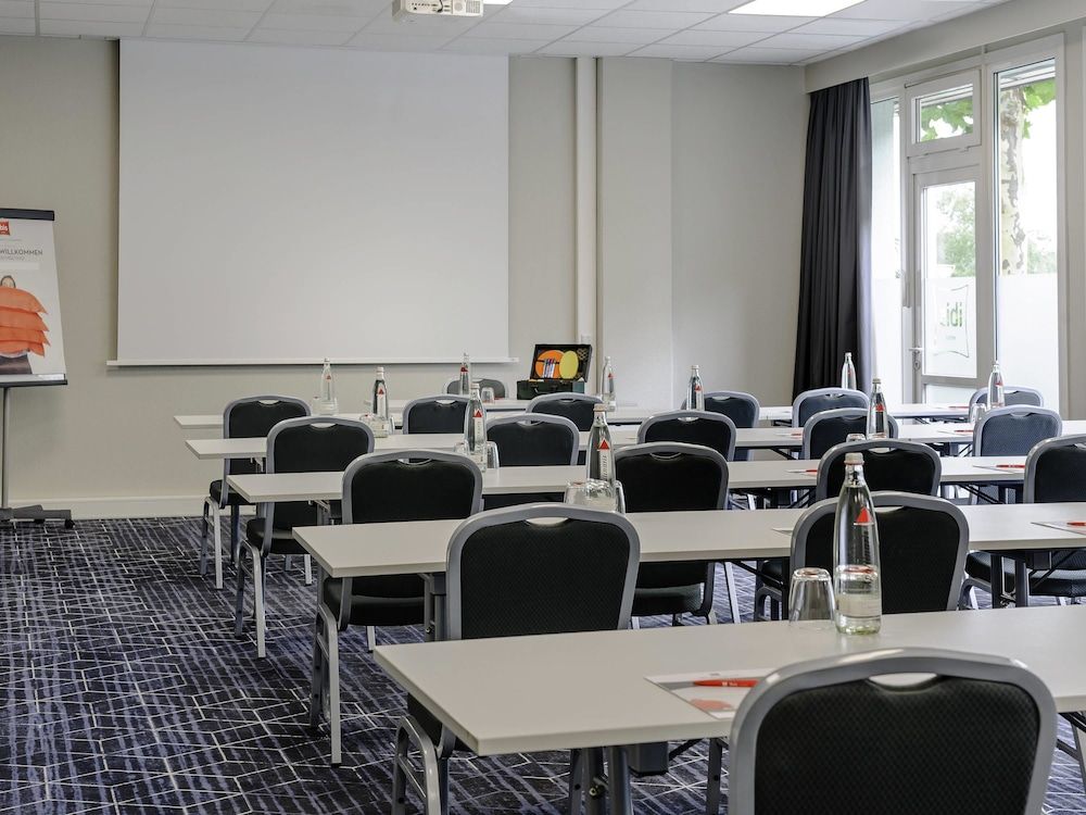 undefined ibis Frankfurt Messe West 9