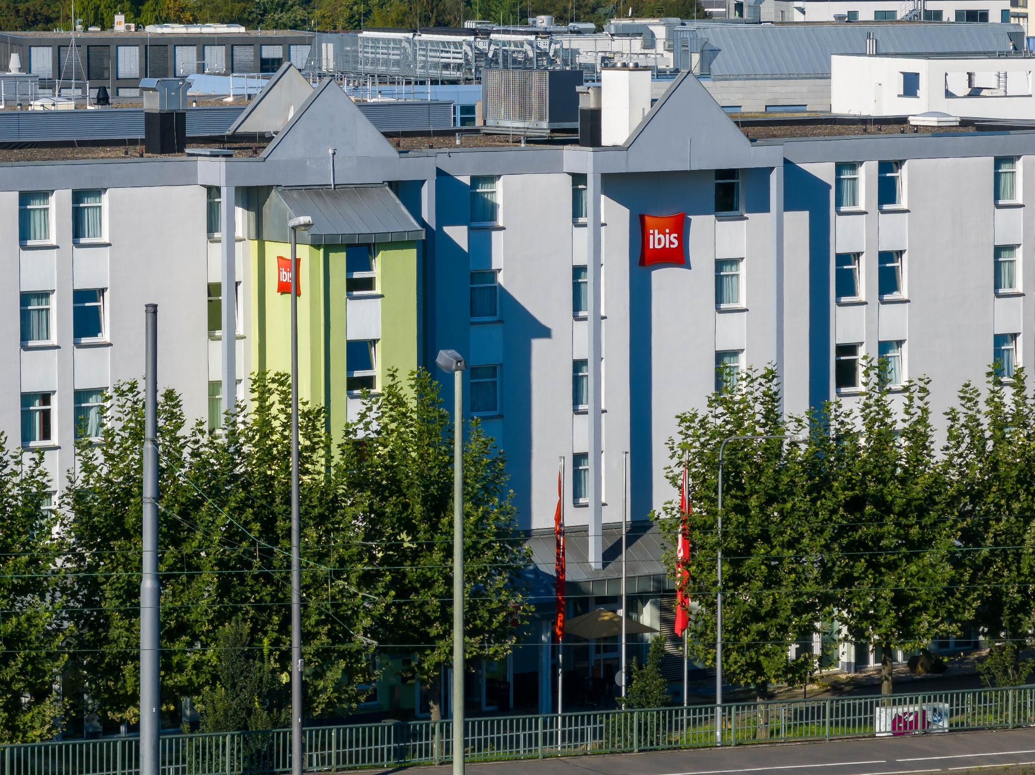 undefined ibis Frankfurt Messe West 3