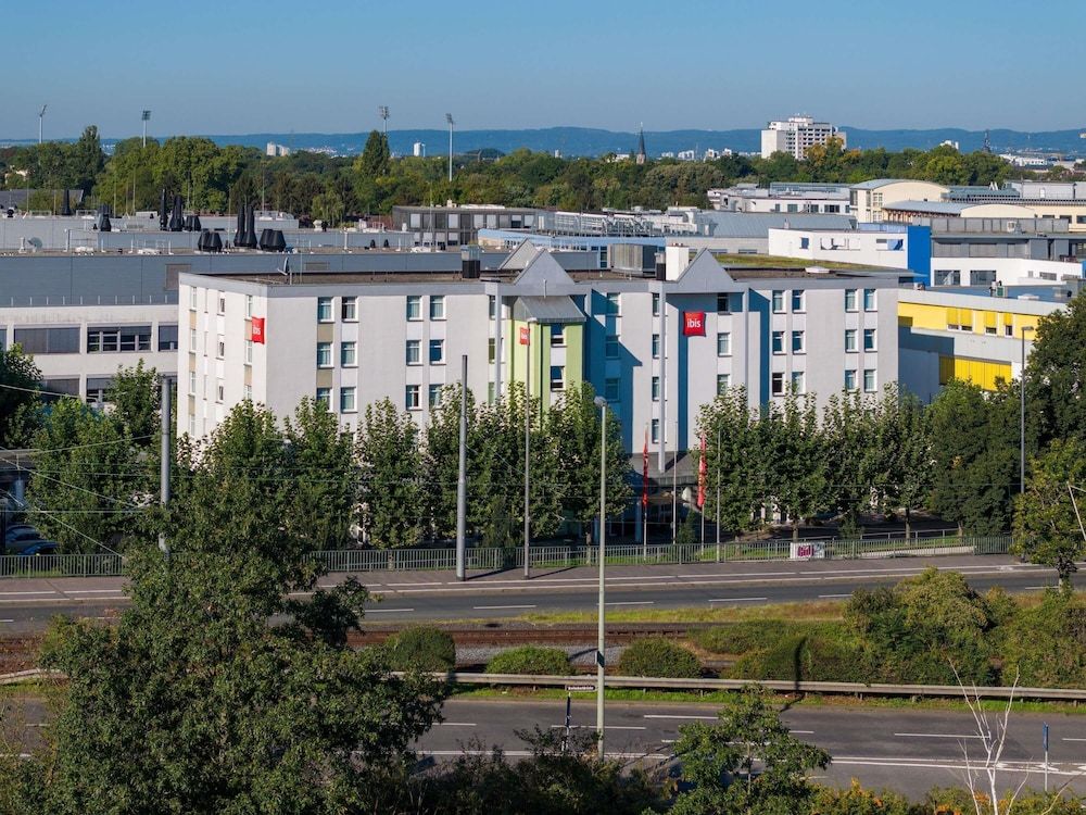 undefined ibis Frankfurt Messe West