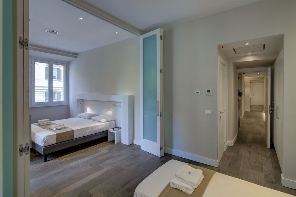 undefined Ecce Roma Suites 2