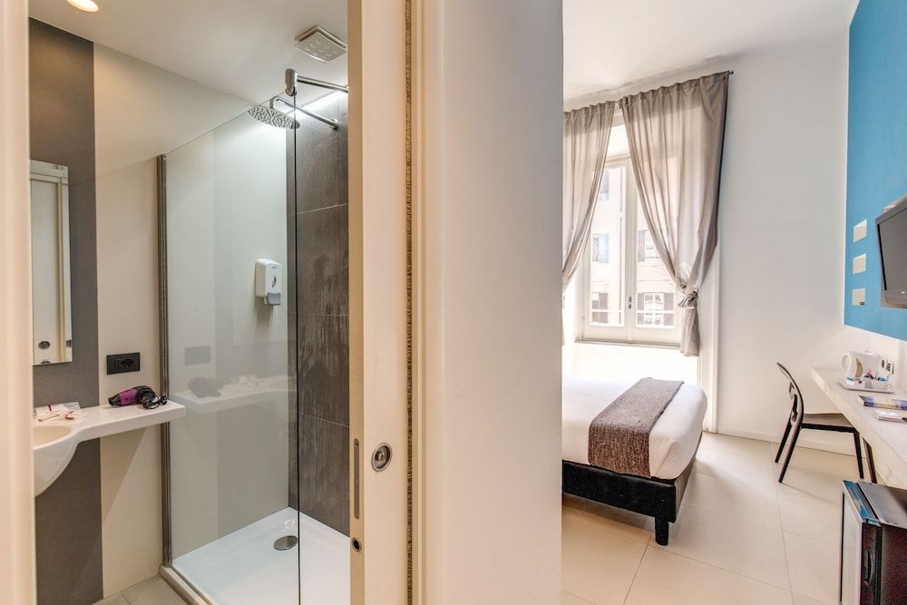 Ecce Roma Suites Double Room 17